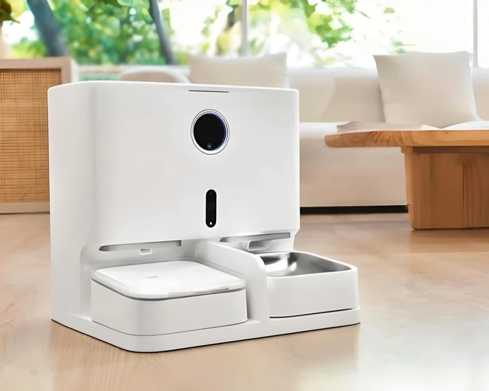 best automatic cat feeder with camera